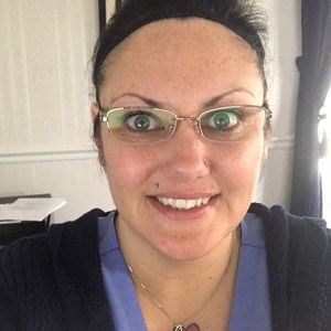 Meet your Posher, Deanna